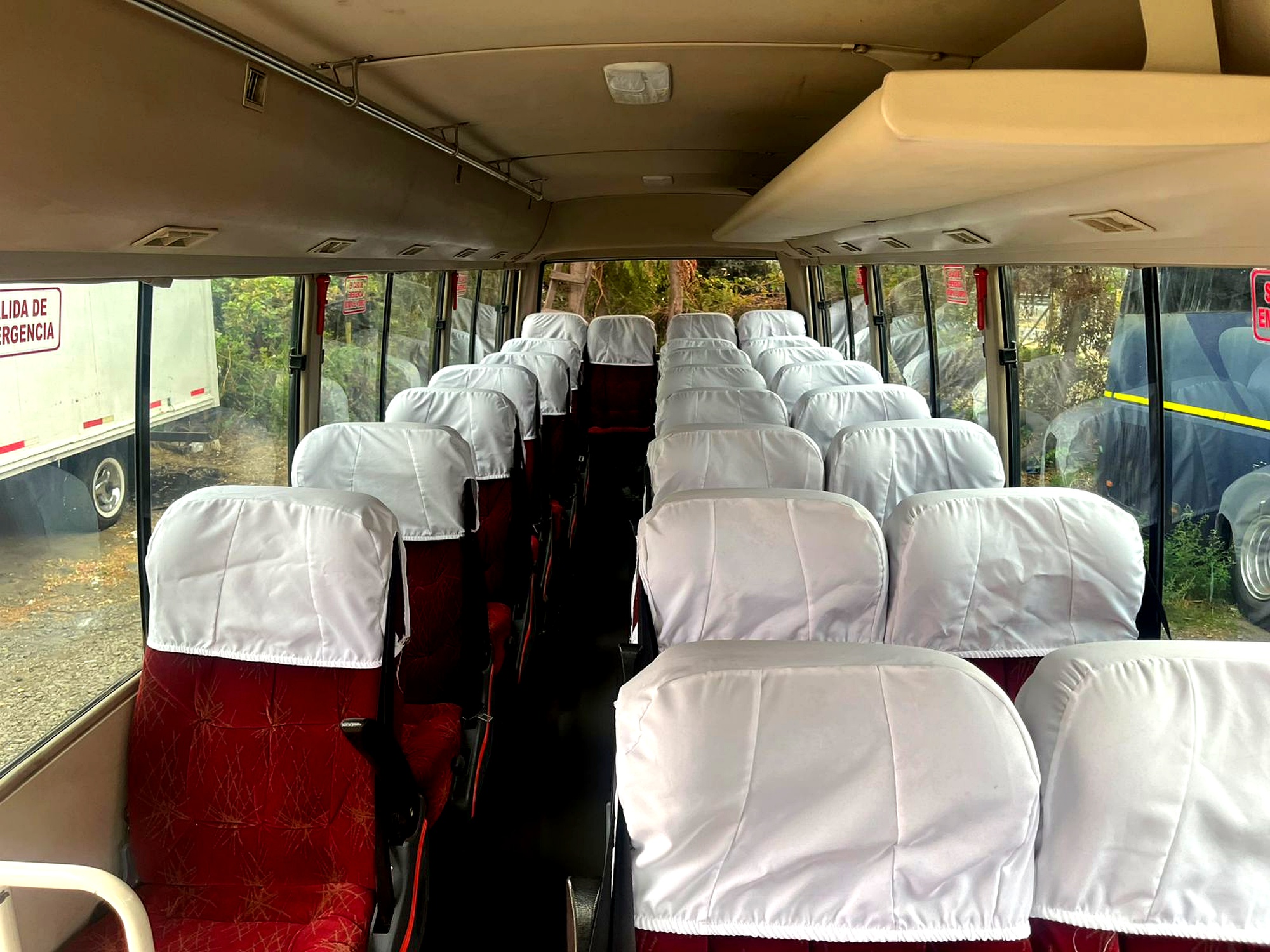 Bus EmiBus 14 - Flota moderna y confortable