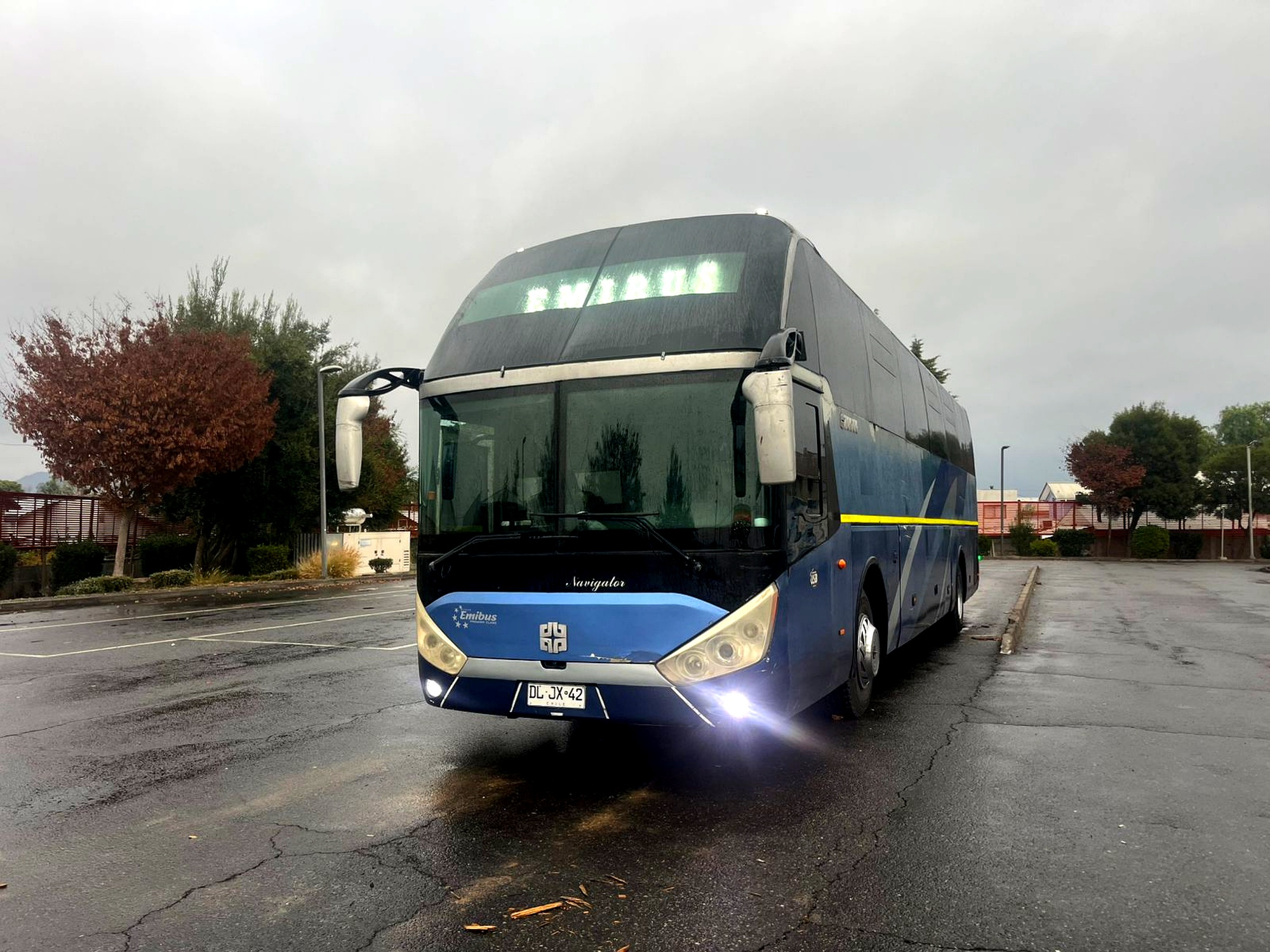 Bus EmiBus 22 - Flota moderna y confortable